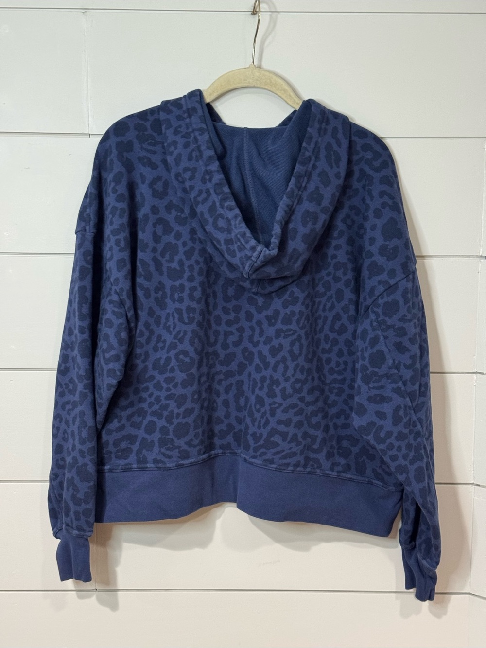 Nike Navy Animal Print Hooded Pullover Sweatshirt Size L - Picture 5 of 5